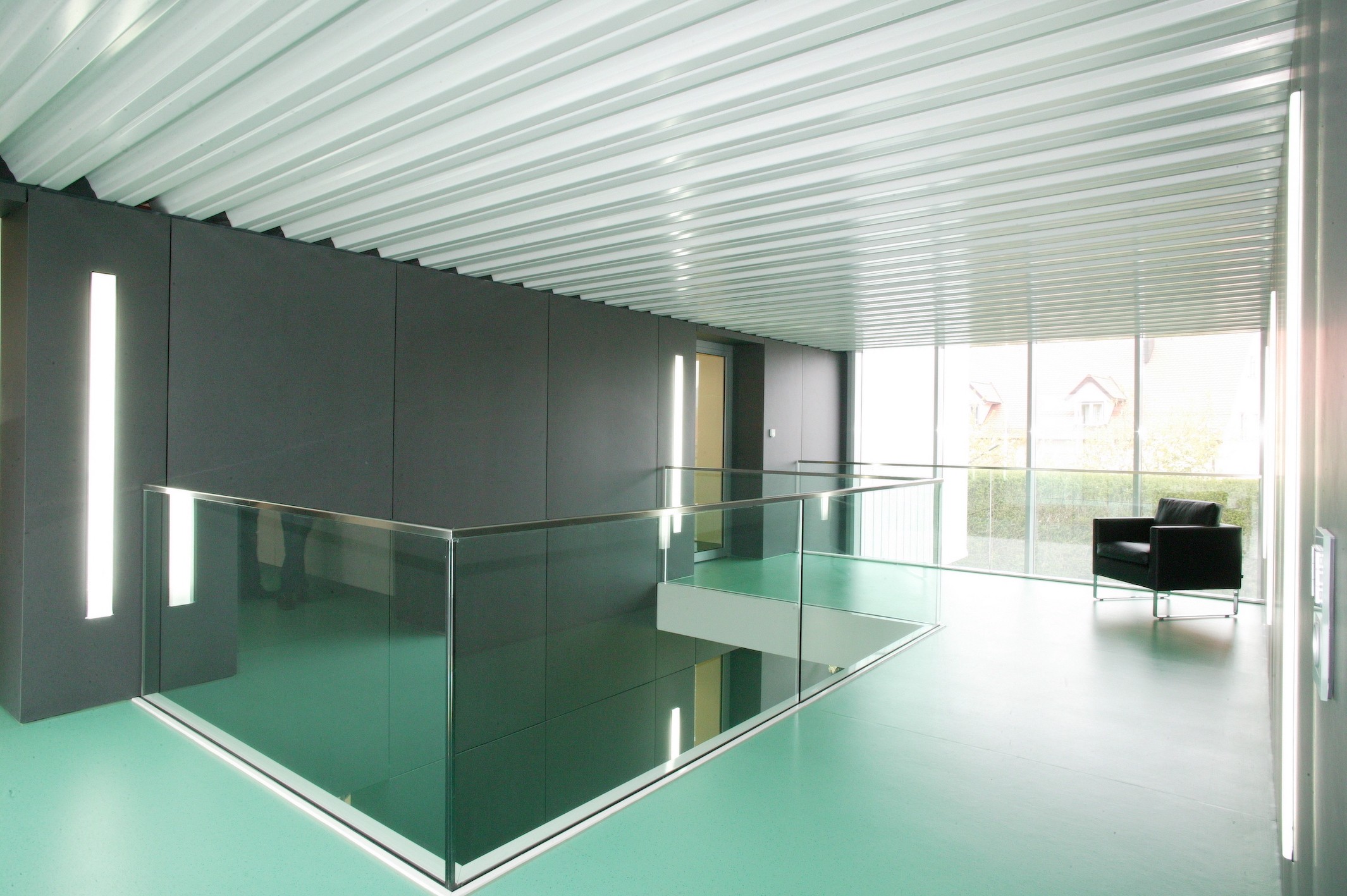 Dorfstadel Kruppach Muehlhausen aussen Nachts Anbau mit Ofen