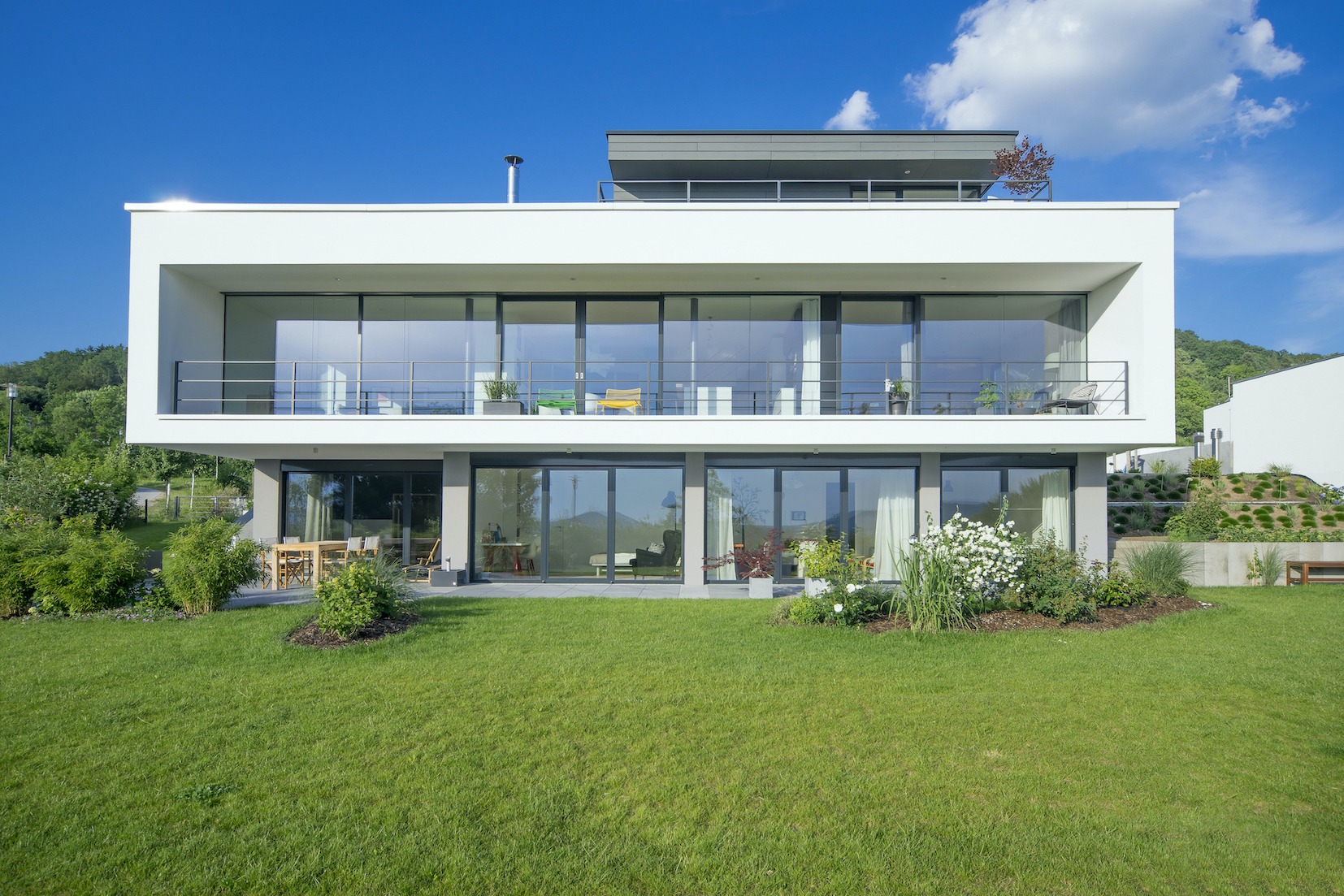 Dorfstadel Kruppach Muehlhausen aussen Nachts Anbau mit Ofen