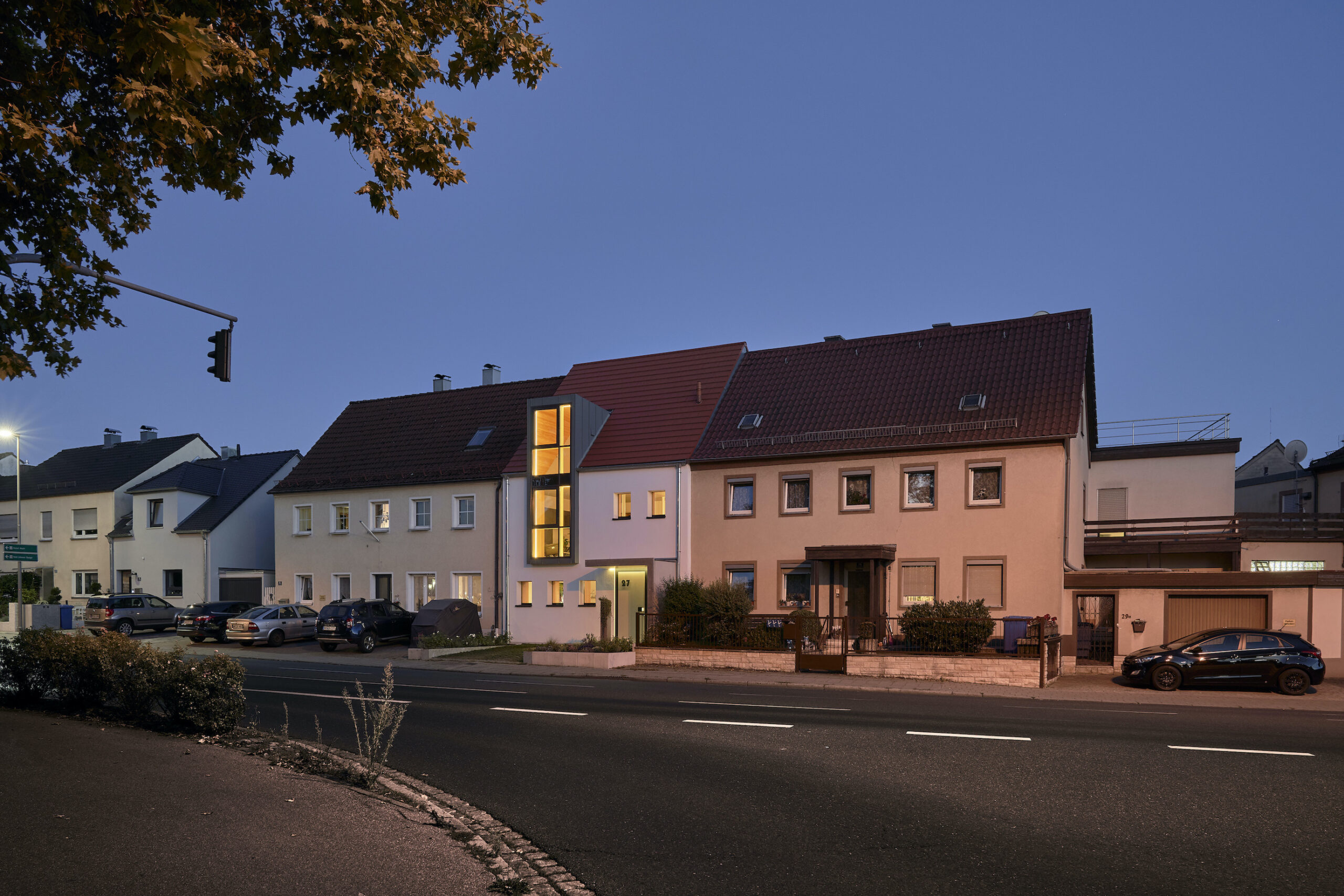 Dorfstadel Kruppach Muehlhausen aussen Nachts Anbau mit Ofen