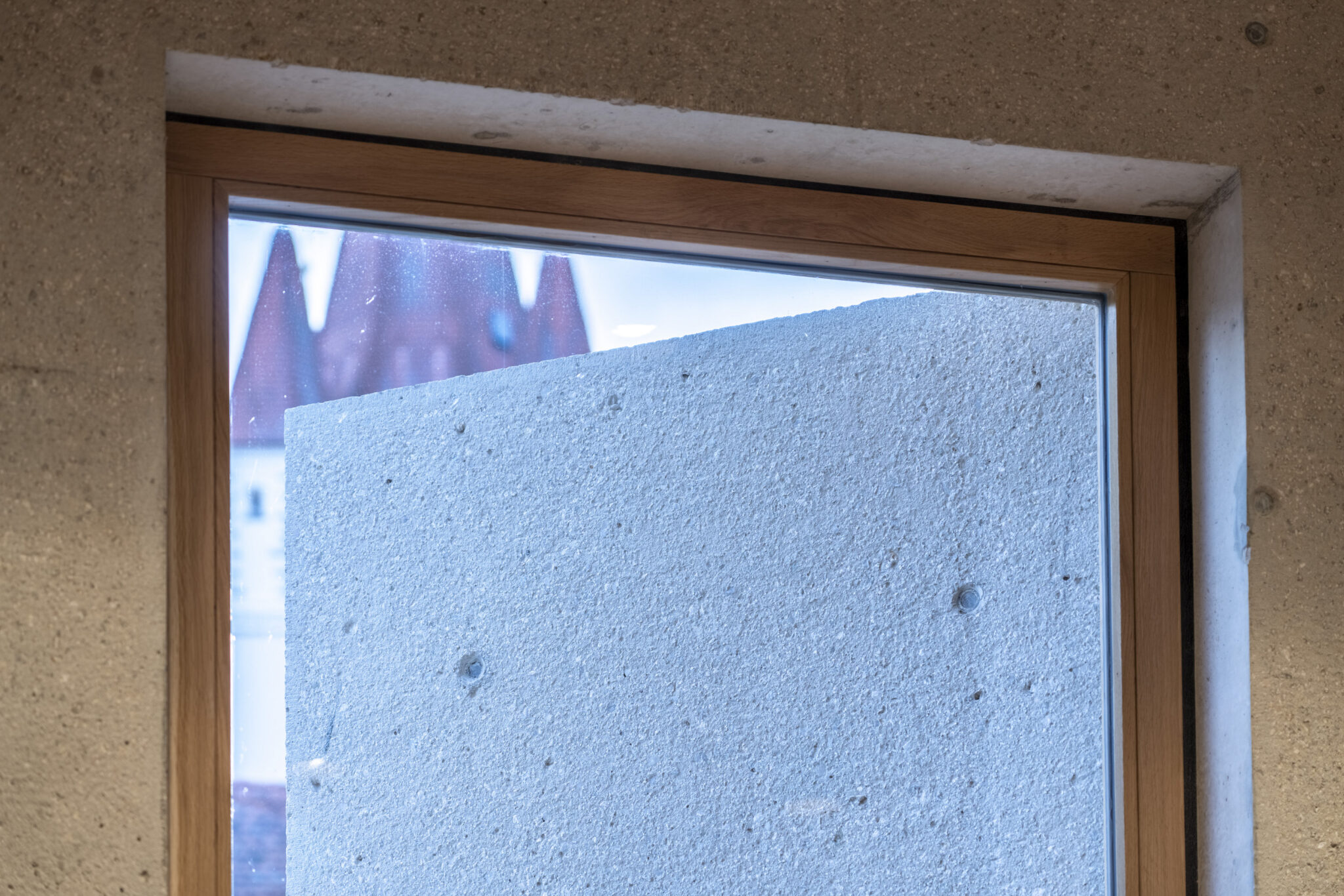 Dorfstadel Kruppach Muehlhausen aussen Stadeltor geschlossen