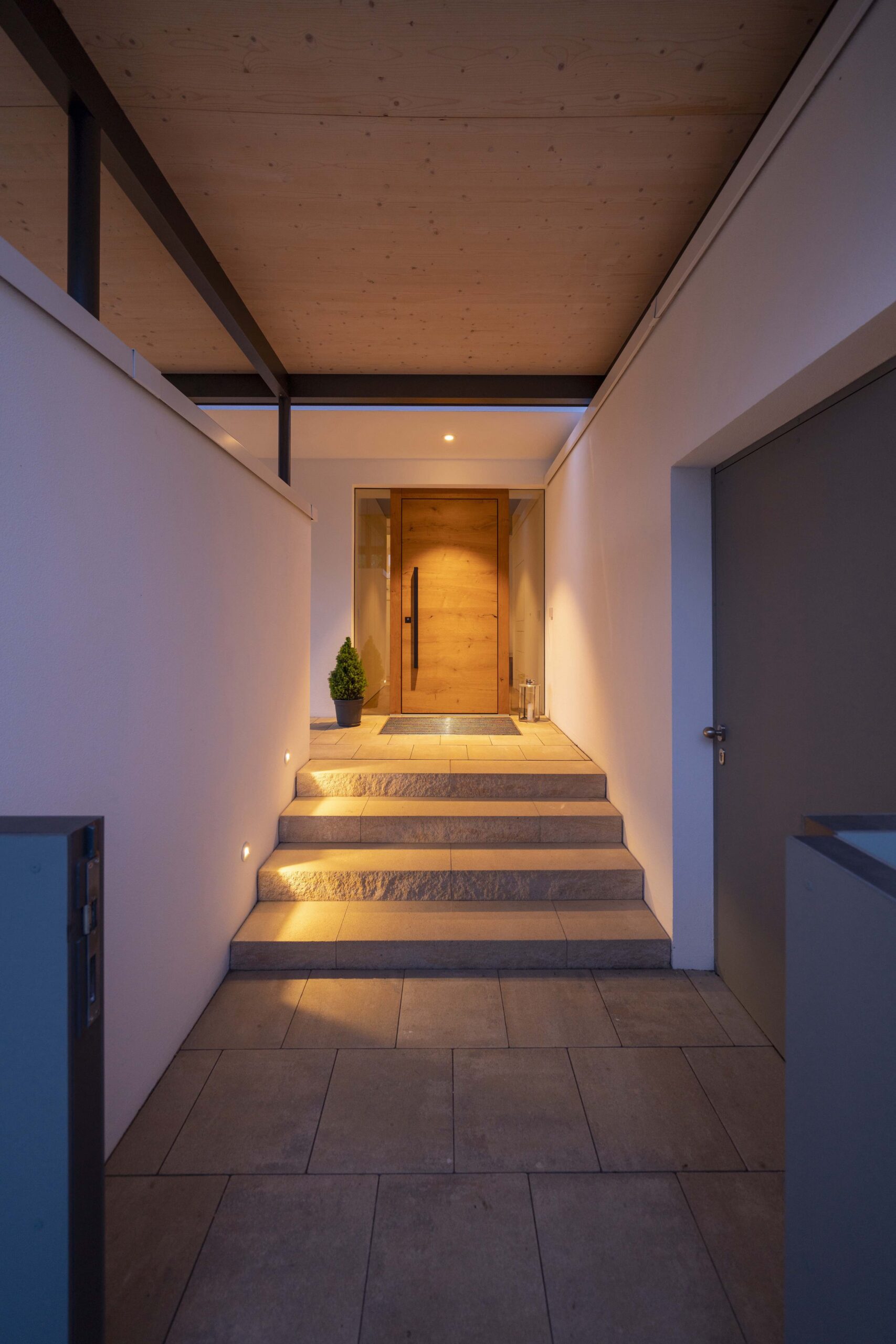 Dorfstadel Kruppach Muehlhausen aussen Nachts Feuerspritze