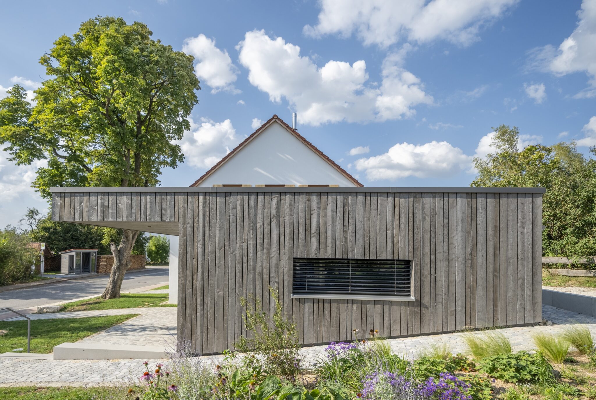 Dorfstadel Kruppach Muehlhausen innen Treppenaufgang Bierkiste