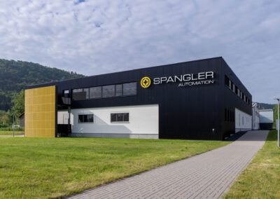 Produktions- und Verwaltungsgebäude an der Altmühl