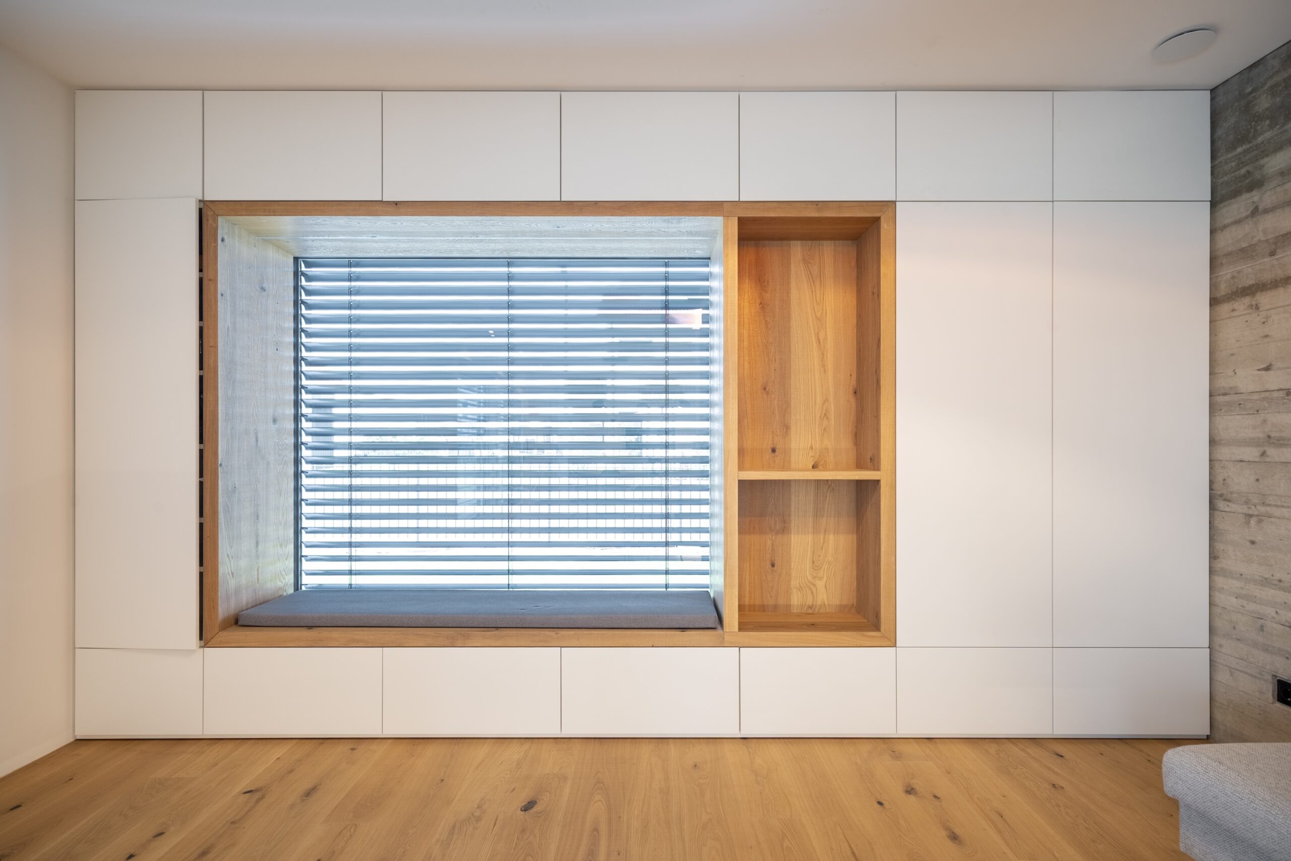 Dorfstadel Kruppach Muehlhausen Nachts aussen Stadel gesamt